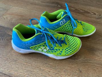 Zaalsport indoor schoen badminton Yonex Power Cushion mt 41 beschikbaar voor biedingen