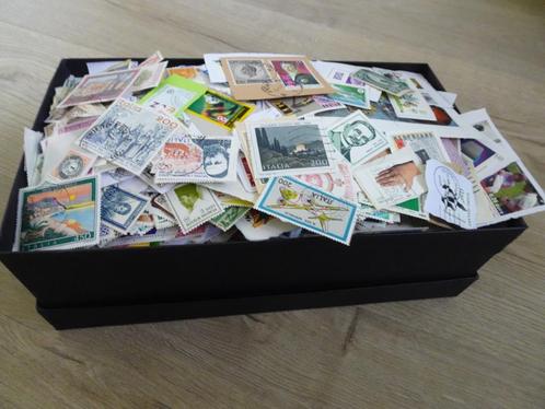 schoendoos, geheel gevuld met postzegels, Postzegels en Munten, Postzegels | Volle albums en Verzamelingen, Buitenland, Ophalen of Verzenden