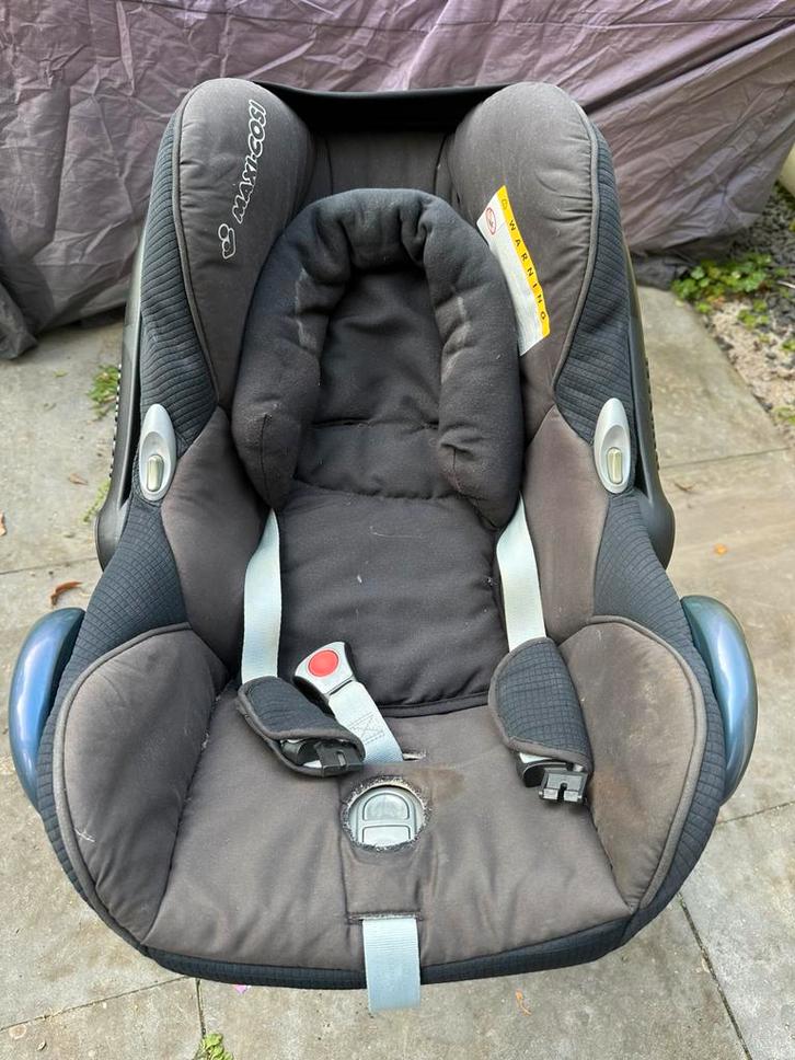 Cabriofix babyautostoel van Maxi Cosi, Kinderen en Baby's, Autostoeltjes, Gebruikt, Maxi-Cosi, 0 t/m 13 kg, Isofix, Ophalen of Verzenden