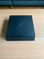 PlayStation 4 Pro 1TB + 2 Controllers + Doos + 2 games, Spelcomputers en Games, Spelcomputers | Sony PlayStation 4, Gebruikt, Met 2 controllers