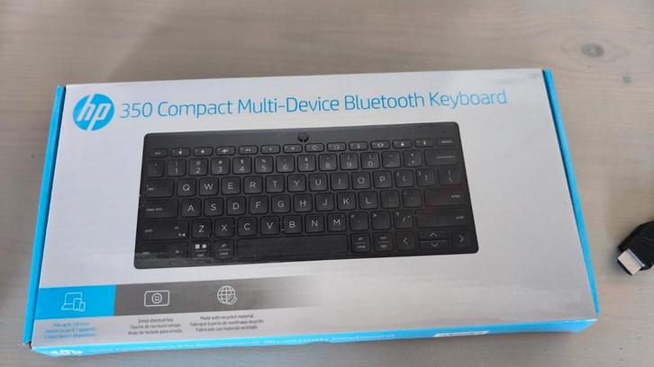 HP 350 Compact Multi-Device Bluetooth Keyboard, Computers en Software, Toetsenborden, Zo goed als nieuw, Qwerty, Ophalen of Verzenden