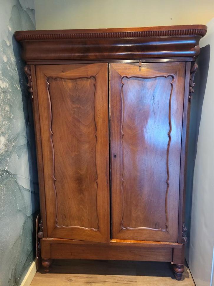 Antieke kast - 125x45x184 cm, Antiek en Kunst, Antiek | Meubels | Kasten, Ophalen