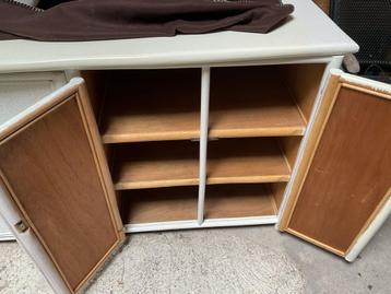 Manou Design Kast/Commode/Keukeneiland beschikbaar voor biedingen