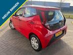 Toyota Aygo  1.0 VVT-i X-FUN 5-DRS. + AIRCO, Voorwielaandrijving, Euro 6, 4 stoelen, Origineel Nederlands