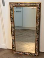 Mooie grote vintage spiegel met bloemenrand, Huis en Inrichting, Woonaccessoires | Spiegels, Ophalen, Rechthoekig, 50 tot 75 cm