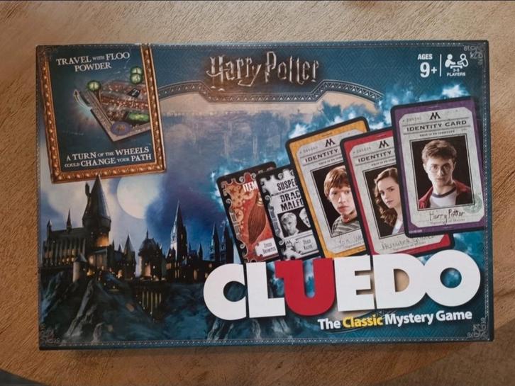 Cluedo Harry Potter Editie - Mysterie Spel, Hobby en Vrije tijd, Gezelschapsspellen | Bordspellen, Zo goed als nieuw, Drie of vier spelers