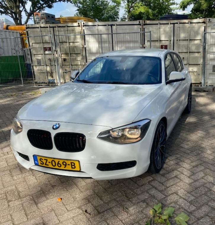 BMW 1-Serie 118I 125KW 5DRS Aut8 2013 Wit, Auto's, BMW, Bedrijf, 1-Serie, ABS, Airbags, Alarm, Boordcomputer, Centrale vergrendeling