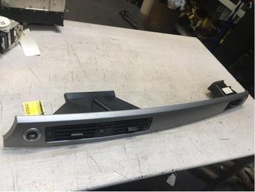 Luchtrooster Dashboard van een BMW 3-Serie beschikbaar voor biedingen