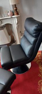 Relaxstoel met voetenbank, Ophalen, Zo goed als nieuw, 50 tot 75 cm