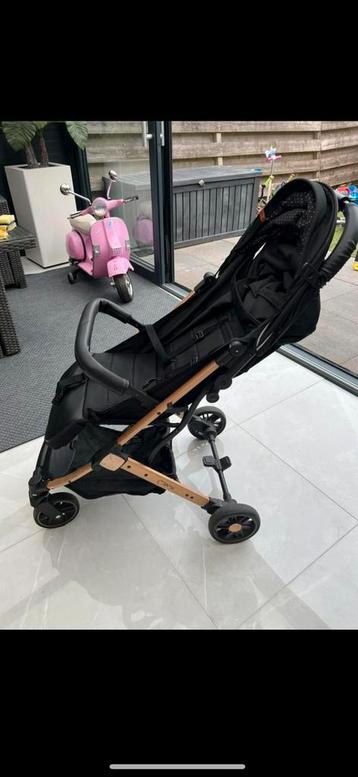 Buggy beschikbaar voor biedingen