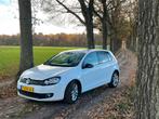 Volkswagen Golf 1.4 TSI 90KW 2009 Wit Highline, Auto's, 65 €/maand, Beige, 4 cilinders, Leder