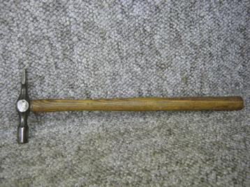 Hamer.  160 gram beschikbaar voor biedingen