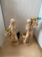 Beelden meisje en jongen met fruitmanden set, Antiek en Kunst, Kunst | Beelden en Houtsnijwerken, Ophalen of Verzenden