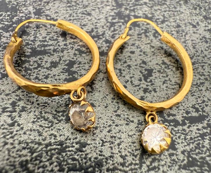 Prachtige 21 karaats gouden oorbellen, Sieraden, Tassen en Uiterlijk, Oorbellen, Zo goed als nieuw, Goud, Ophalen of Verzenden