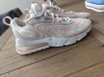 NikeAir Max 270 React 37.5, Kleding | Dames, Schoenen, Ophalen of Verzenden, Zo goed als nieuw, Zwart, Sneakers of Gympen