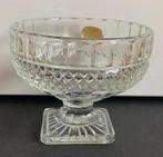 Bohemian Glass : Kristal Bonbonschaaltje Bonbonnière op voet, Antiek en Kunst, Ophalen of Verzenden