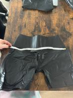 Faux Leather Pants - Custom Made, Kort, Zwart, Zo goed als nieuw, Ophalen