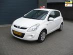 Hyundai I20 1.2i Business Edition, Auto diversen, Schadeauto's, Wit, Handgeschakeld, Hyundai, Benzine
