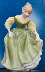 Doulton/FR. Beeldje. Porselein. Limited.  13.3 cm., Antiek en Kunst, Antiek | Porselein, Ophalen