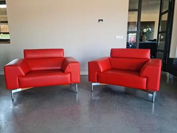 Leolux Howlo fauteuils 2 stuks.. met geleefd leer. beschikbaar voor biedingen