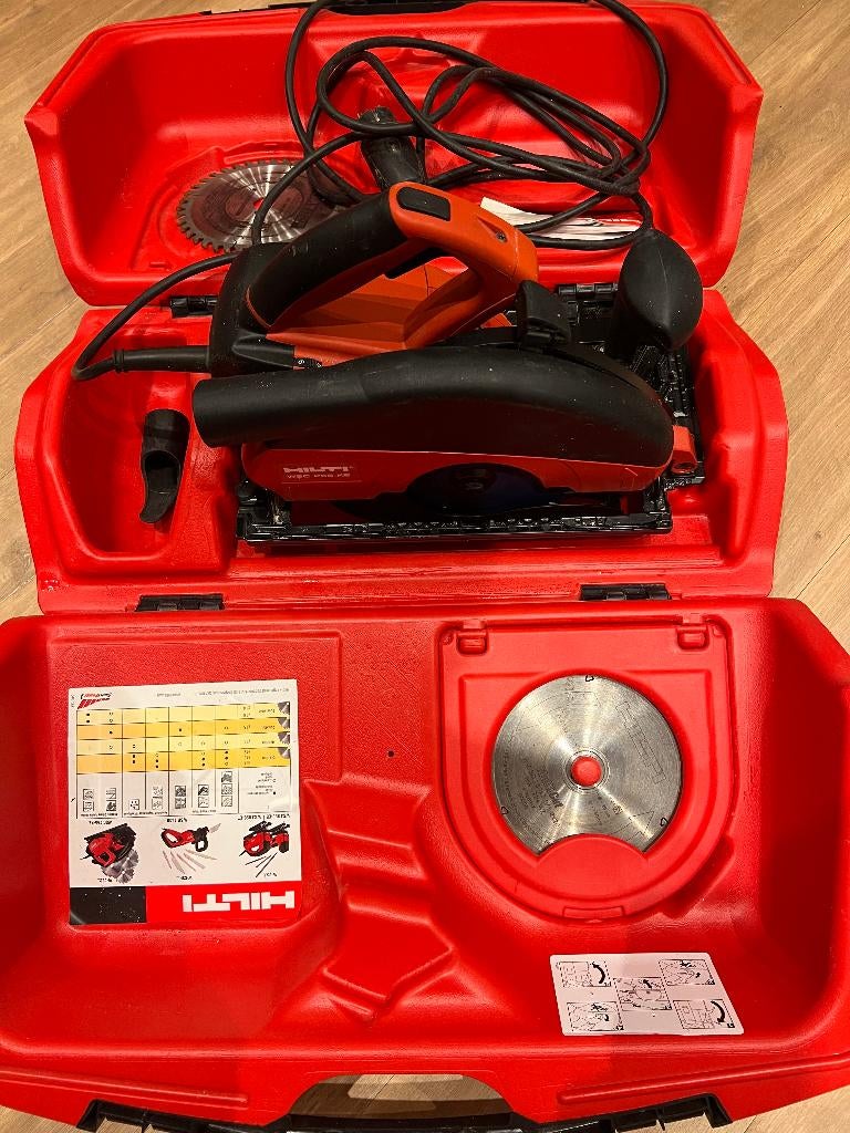 Hilti cirkelzaag WSC 255-ke, Cirkelzaag, Zo goed als nieuw, 30 tot 70 mm, 1200 watt of meer