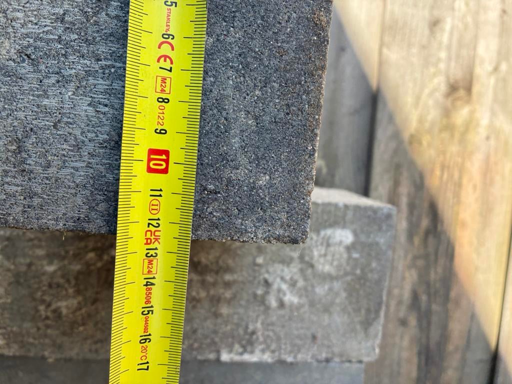 Gratis af te halen: 15 stapelblokken 45x12,5x12,5 cm., Ophalen, Gebruikt, Overige typen, Minder dan 5 m²