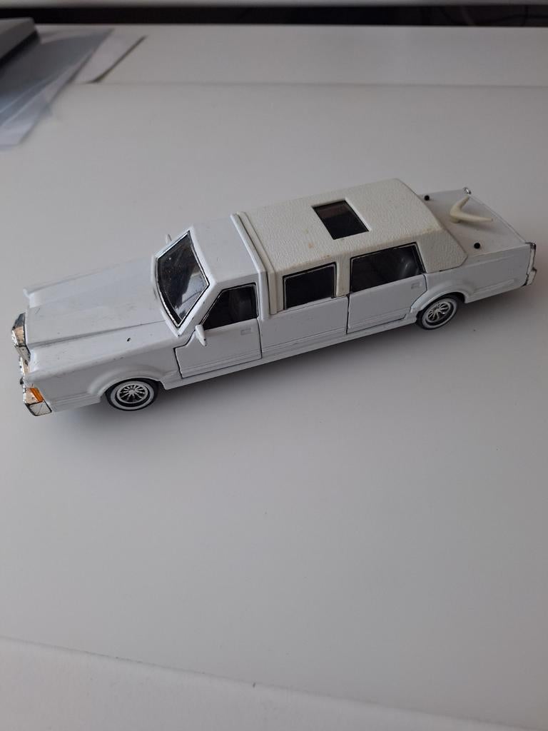 SS9732 model Lincoln Superior Limousine, Ophalen, Bus of Vrachtwagen, Overige merken