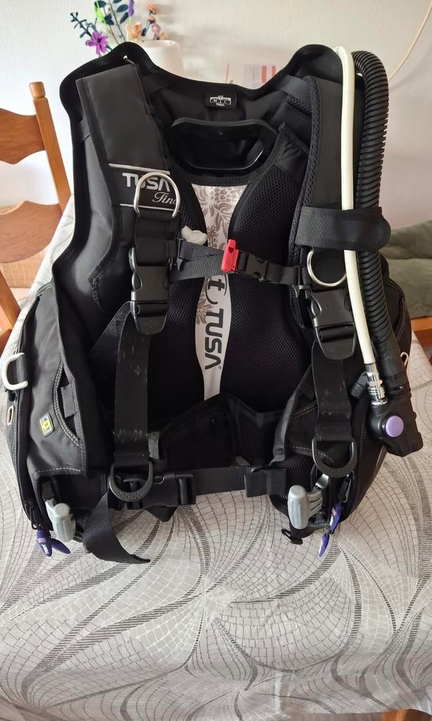 TUSA Tina Trimvest - Maat M/L , Nieuw., Ophalen of Verzenden, Nieuw, Trimvest of Wing