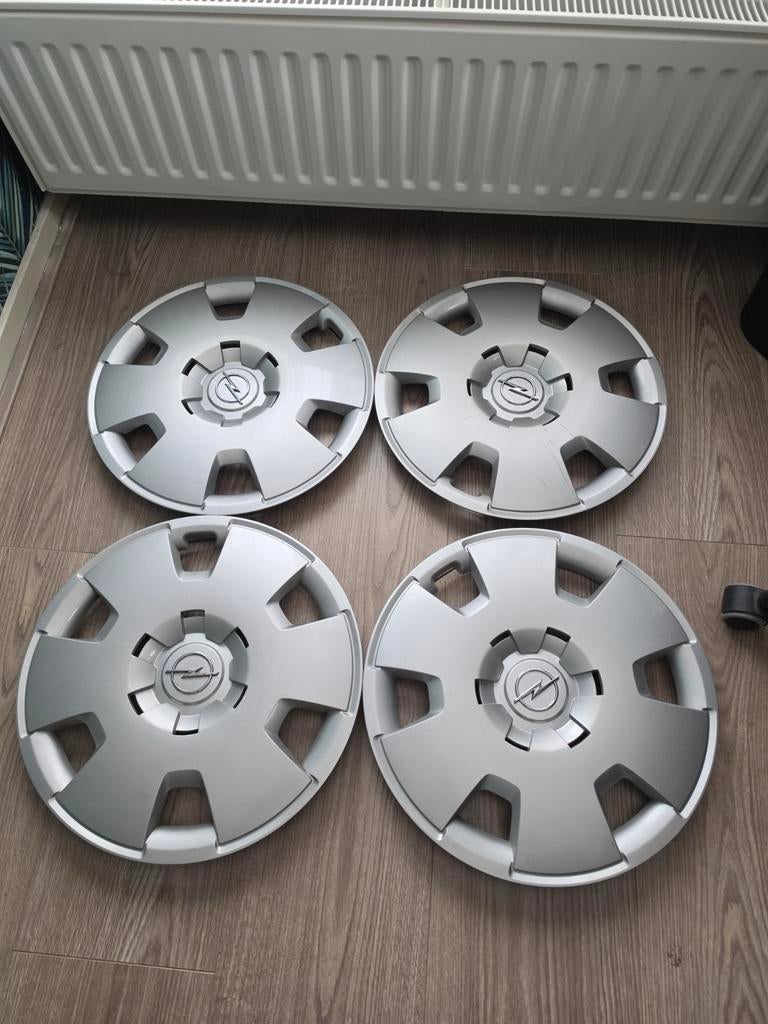 Wieldoppen16 inch Astra H, Zafira B, Corsa Etc., Auto diversen, Wieldoppen, Verzenden, Gebruikt