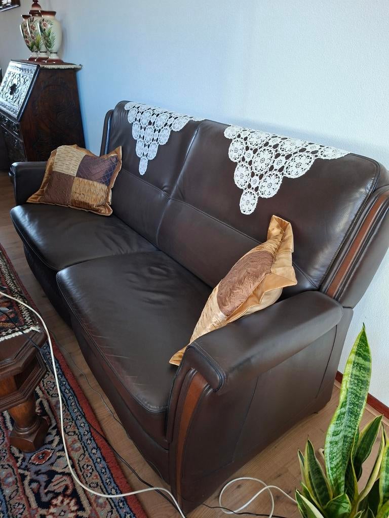 Klassiek leren bank, Huis en Inrichting, Banken | Sofa's en Chaises Longues, Ophalen, 150 tot 200 cm, Tweepersoons, Leer