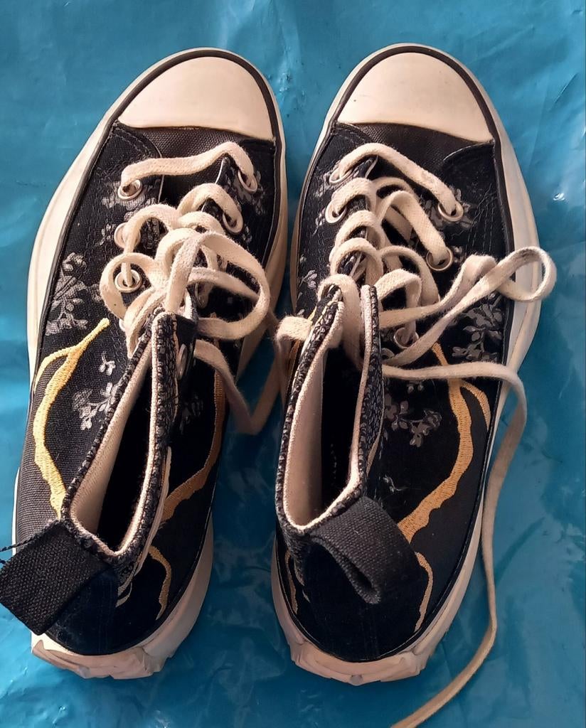 Converse Run Star Hike Platform Sneakers Zwart/Goud, Kleding | Dames, Schoenen, Zwart, Converse, Ophalen of Verzenden, Sneakers of Gympen