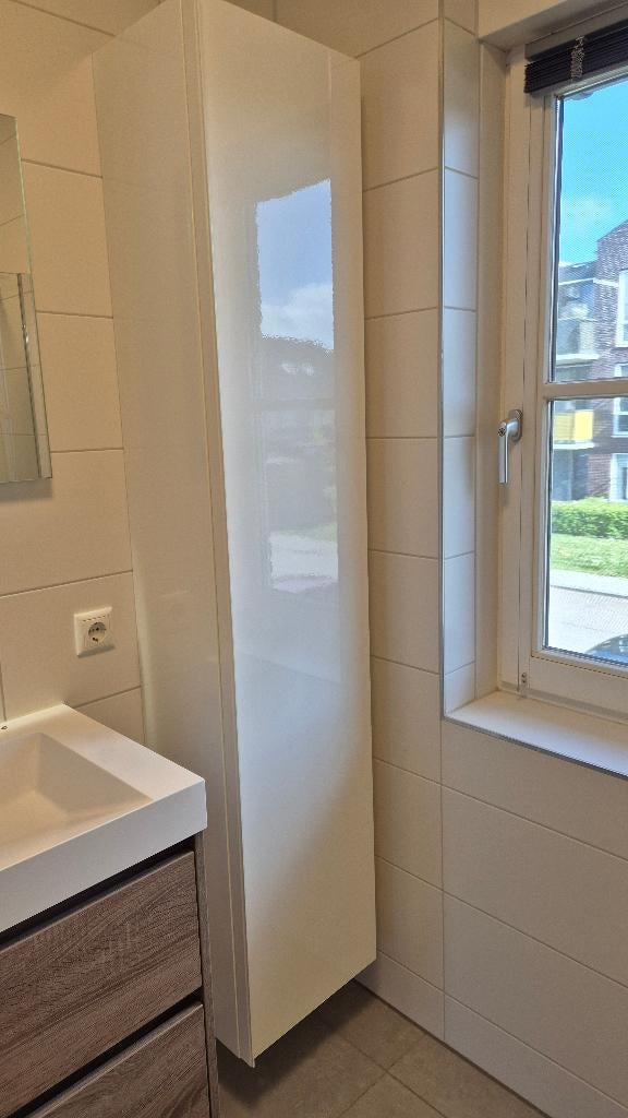 Badkamerkast ikea, Ophalen, (Half)hoge kast, Minder dan 50 cm, Zo goed als nieuw