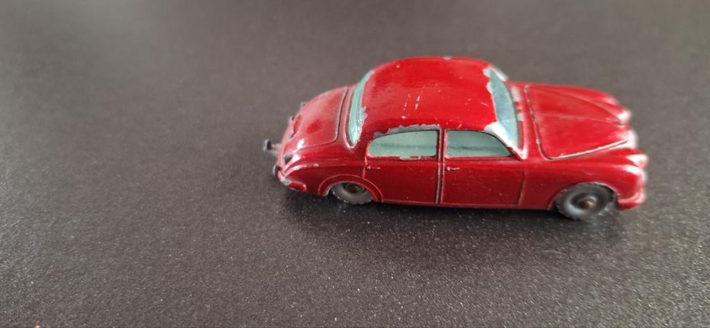Matchbox Lesney no 65 Jaguar 3.4 liter Silver Wheels, Ophalen of Verzenden, Gebruikt, Auto