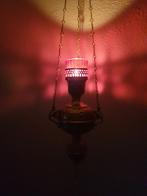 Mooie grote godslamp met rood glaasje, Ophalen of Verzenden