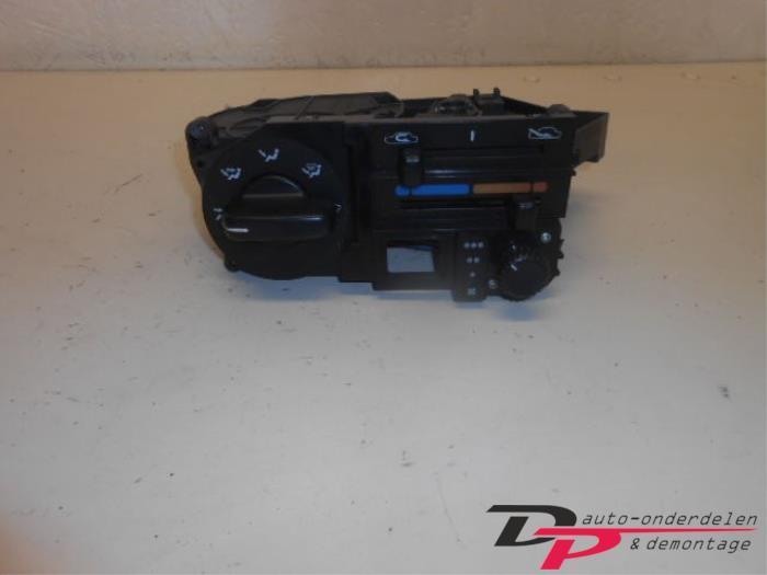 Kachel Bedieningspaneel van een Suzuki Alto, Auto-onderdelen, Dashboard en Schakelaars, Suzuki, Gebruikt, 3 maanden garantie, Ophalen of Verzenden