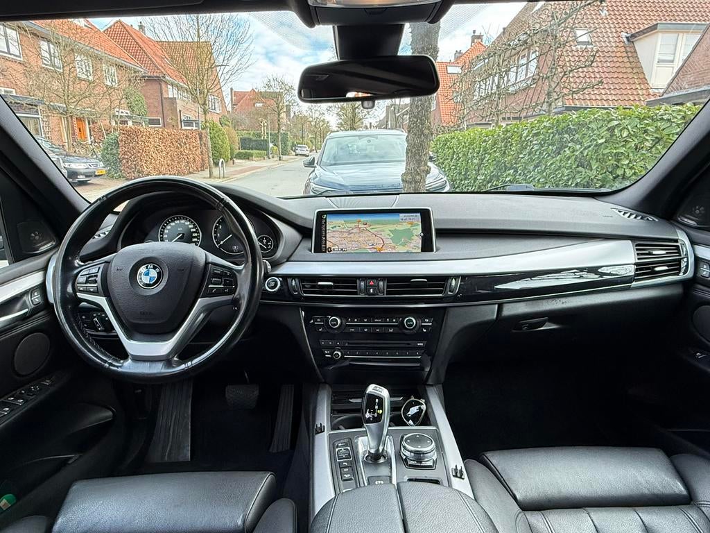 BMW X5 Xdrive 40E Plug-in Hybr Aut8 2015 Zwart, Auto's, BMW, 4 cilinders, USB, Zwart, Vierwielaandrijving