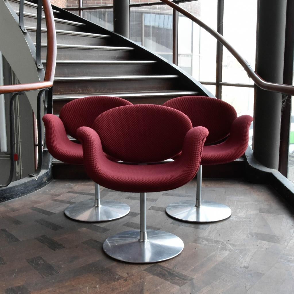 Set van 3 Artifort Little Tulip stoelen, Ophalen of Verzenden, Zo goed als nieuw, Rood, -