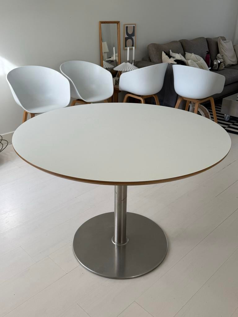 Moderne ronde eettafel Pierre Paulin Artifort, Ophalen, Gebruikt, Rond, Metaal