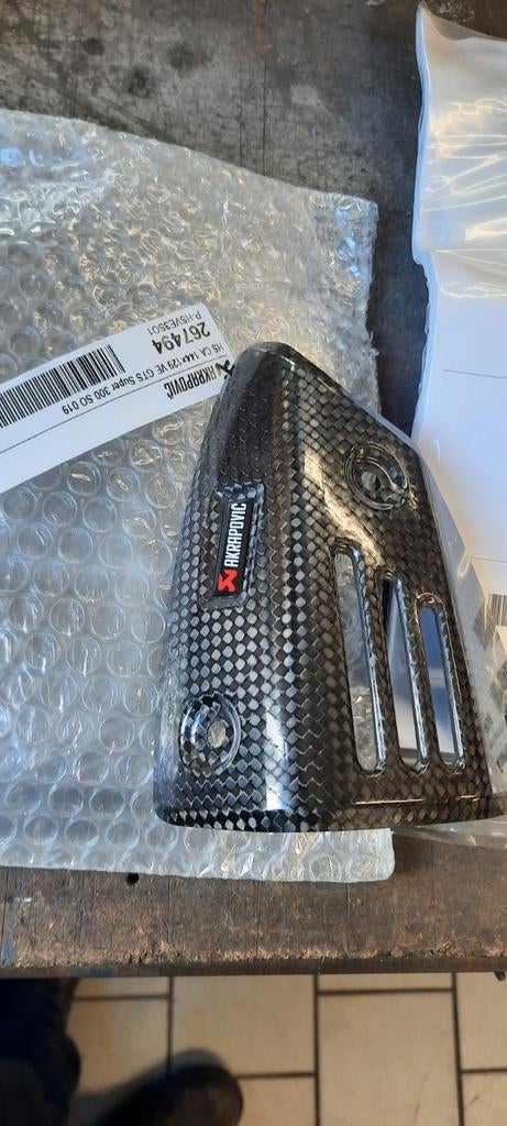 AKRAPOVIC HITTEBESCHERMING Piaggio Vespa GTV 300 2014 CARBON, Ophalen of Verzenden