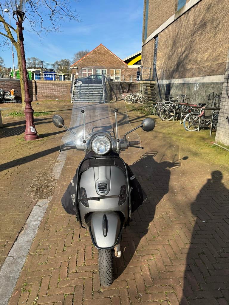 Vespa LX 2013 met windscherm en beenkleed, Ophalen, Gebruikt, Overige modellen