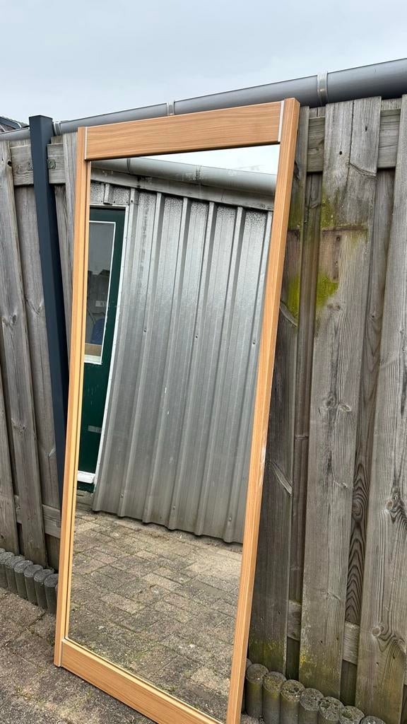 Grote spiegel met houten frame, Huis en Inrichting, Woonaccessoires | Spiegels, Ophalen, Gebruikt, 150 tot 200 cm, Rechthoekig