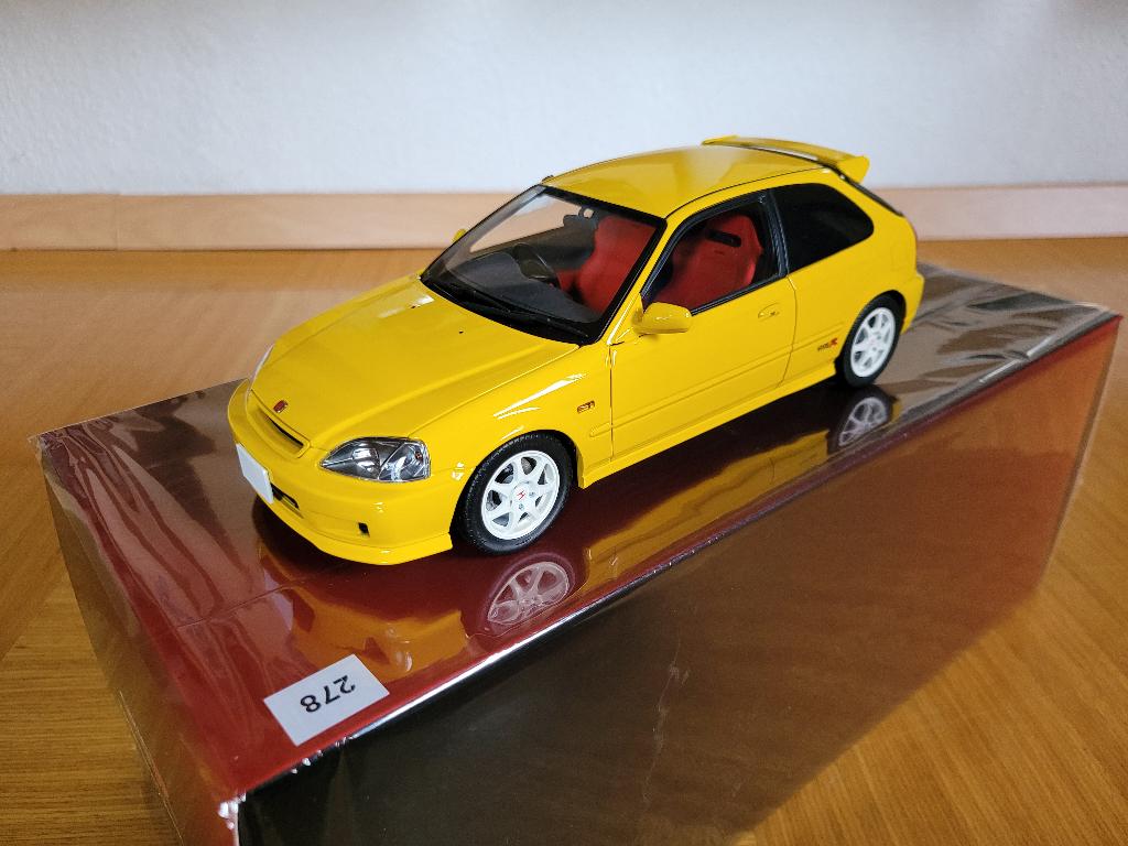 1:18 Honda Civic Type R EK4 Motorhelix Yellow, Verzenden, Nieuw, Auto, Overige merken