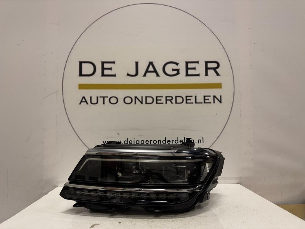 VW TIGUAN VOL LED KOPLAMP LINKS 5NB941081D 2016-, Gebruikt, Volkswagen, Volkswagen AG, Berliner Ring 2
38440  Wolfsburg, DE