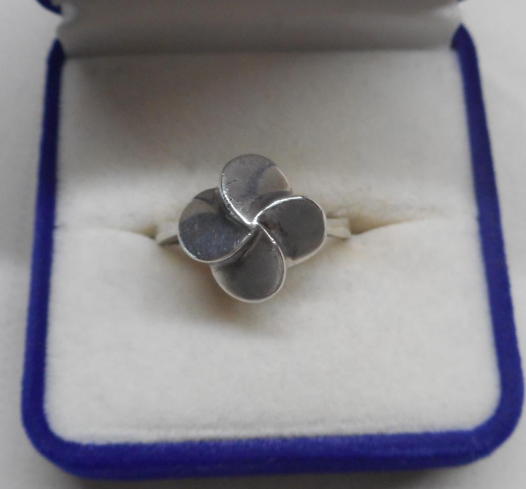 Zilveren verstelbare modernist ring nr.1320, 18 tot 19, Gebruikt, Verzenden, Dame