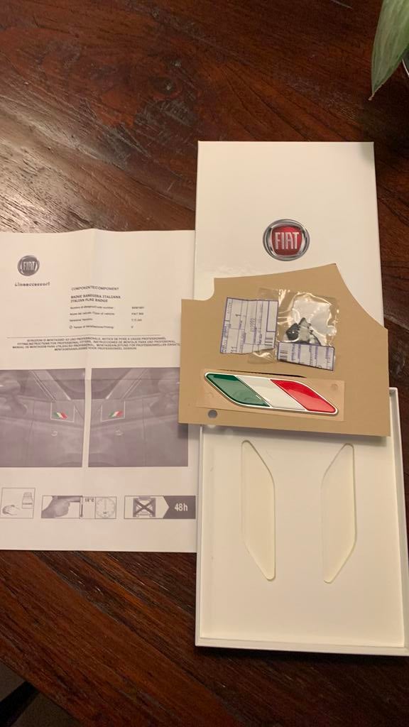 Fiat 500 embleem, Ophalen of Verzenden, Nieuw