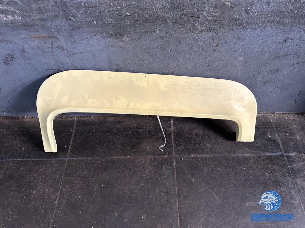 Cadillac DeVille Fleetwood Brougham fender skirt + chrome de