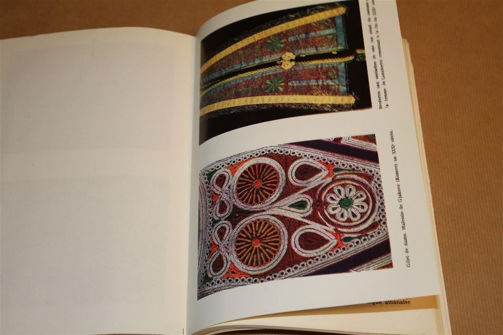 Albanese volkscultuur. Uitgave Albanese Academie., Ophalen of Verzenden, Gelezen, Europa