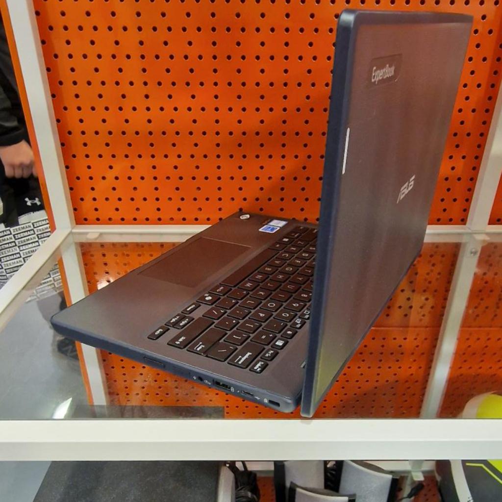 Asus expertbook BR1204CTA N150-8gb-128gb nw in doos, Asus, Nieuw, Support@asus.com, No. 15, Li-Te Road, Beitou District
Taipei 112
Taiwan