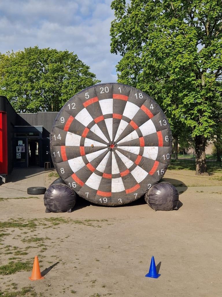 Opblaasbaar dartbord - Voetbal dartspel te huur, Ophalen of Verzenden, Gebruikt