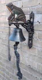 Tuinbel. Kikker gietijzer.  Formaat zie foto., Ophalen, Gebruikt